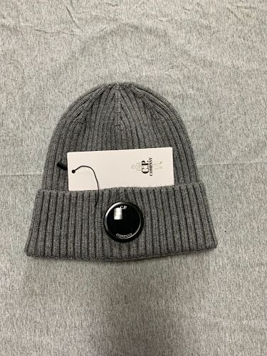 Ribbed Beanie with Lens Detail